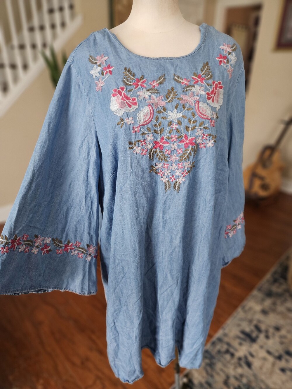 Chelsea And Theodore Embroidered Dress 2X